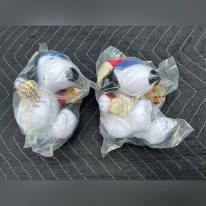 Peanuts Snoopy Plushie Baseball Collectible MetLife Vintage - 2 pc